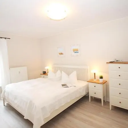 Strandstrasse-32-wohnung-27-579 Отель Кюлунгсборн